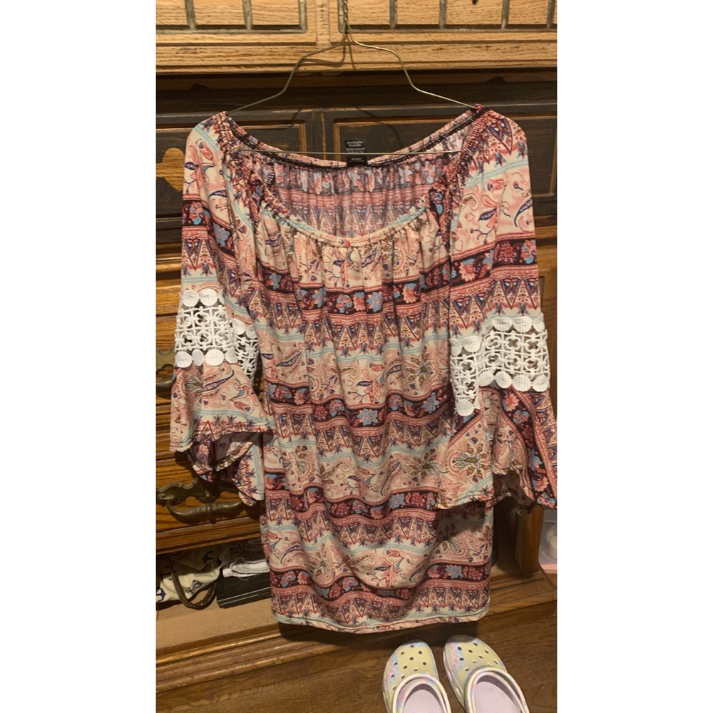 Cute tunic or dress for the short women 🤪